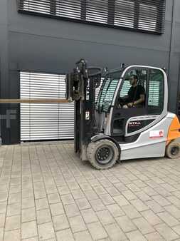 Elektro 4 Rad 2015  Still RX60-40 (2)
