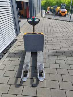 Nízkozdvižný vozík 2021  Jungheinrich EJE M13 (4)