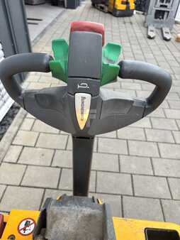 Transpallet elettrici 2008  Jungheinrich EJE 118  (1950 mm Gabellänge) (11)