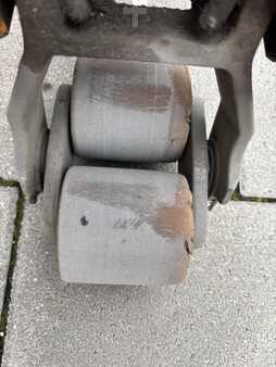 Transpallet elettrici 2008  Jungheinrich EJE 118  (1950 mm Gabellänge) (13)