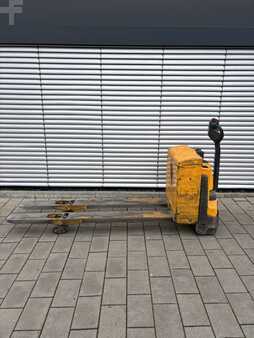 Transpallet elettrici 2008  Jungheinrich EJE 118  (1950 mm Gabellänge) (2)