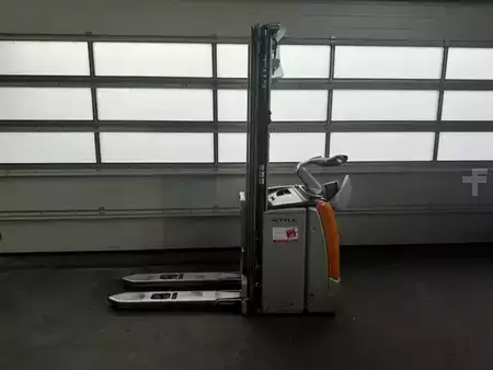 Pallet Stackers 2017  Still EXV-SF14 mit Initialhub (1)