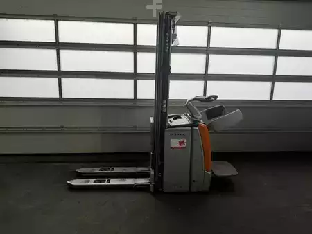 Pallet Stackers 2017  Still EXV-SF14 mit Initialhub (2)