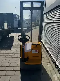 Ledestabler 2016  Jungheinrich EJC 110 (5)