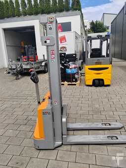Apilador eléctrico 2018  Still ECV10 (4)