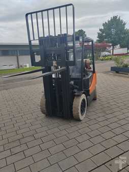 Propane Forklifts 2012  Doosan G25P-5 (9)