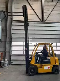 Carrelli elevatori GPL 2018  Nissan U1D2A25LH (3)