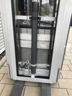 Hochhubwagen 2018  Still EXV 14C Triplexmast (6)