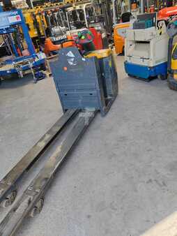 Recogepedido horizontal 2012  Jungheinrich ECE 225 ( 2400 mm ) (4)