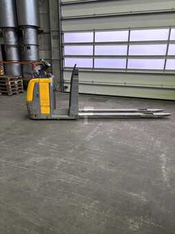 Horisontaalinen ordreplukker 2017 Jungheinrich ECE 225 (1)