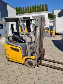 Electric - 3 wheels 2017  Jungheinrich EFG 215 (3)