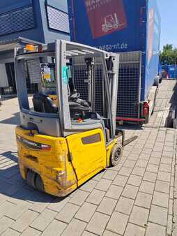 Electric - 3 wheels 2017  Jungheinrich EFG 215 (4)