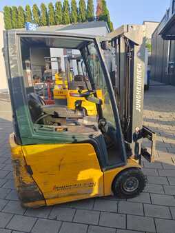 Electric - 3 wheels 2014  Jungheinrich EFG 215 (4)