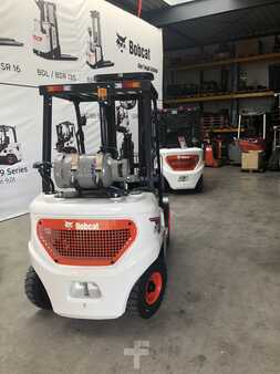 Gas truck 2024  Bobcat G25NXP (3)