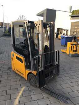 Carrelli elettrici 3 ruote 2021  Jungheinrich EFG 213 Lithium (1)