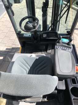 Elektromos 4 kerekű 2019  Jungheinrich EFG 316D-PLT GE115-464 DZ (16)