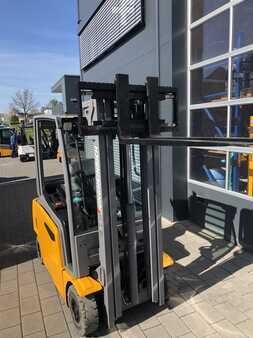Elektromos 4 kerekű 2019  Jungheinrich EFG 316D-PLT GE115-464 DZ (23)