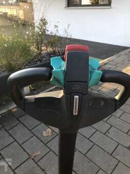 Transpallet elettrici 2017  Jungheinrich EJE 220R (Rampenfunktion) (13)