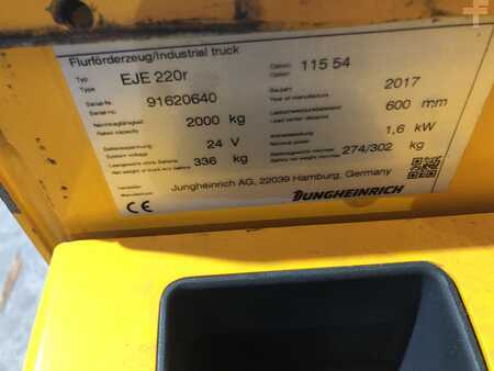Transpallet elettrici 2017  Jungheinrich EJE 220R (Rampenfunktion) (6)