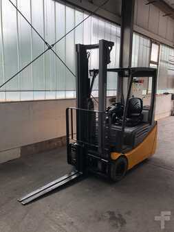 Elektro 3 Rad 2021  Jungheinrich EFG 216k -370 ZZ (11)