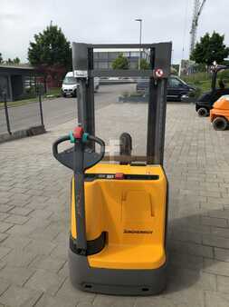 Hochhubwagen  Jungheinrich EJC 112z (9)