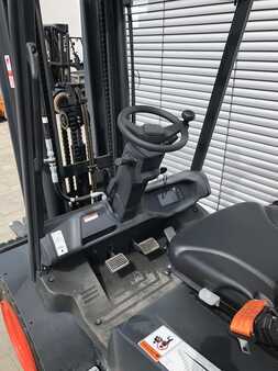 Wózki widłowe diesel 2024  Bobcat D35NXS (10)