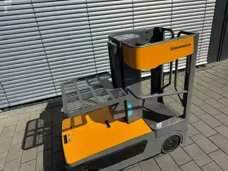 Preparador de pedidos horizontal 2017  Jungheinrich EKM 202 (5)