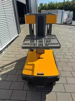 Preparador de pedidos horizontal 2017  Jungheinrich EKM 202 (6)