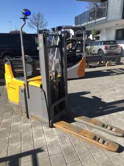 Stoccatori uomo a piedi 2019  Jungheinrich ERD 120 (1)