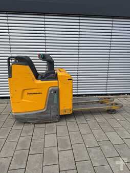 Transpallet elettrici 2021  Jungheinrich ERE 120 FP Baujahr 2021 Lithium (5)