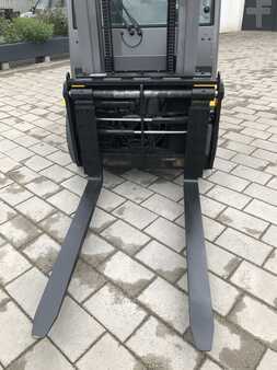 Wózki widłowe diesel 2017  Jungheinrich DFG 425s (20)