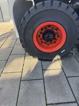 Dieselový VZV 2024  Bobcat D25NXS (20)