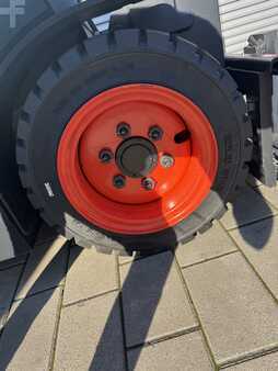 Dieselový VZV 2024  Bobcat D25NXS (28)