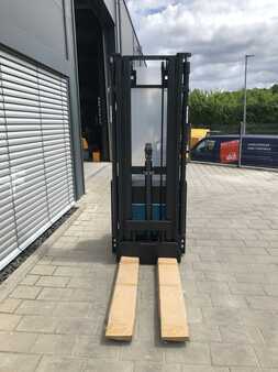 Wózek wysokiego podnoszenia 2025  Bobcat BSL16N-7i Lithium Triplex Initalhub (4)
