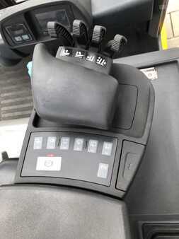 3-wiel elektrische heftrucks 2019  Jungheinrich EFG 215 (12)