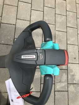 Hochhubwagen 2018  Jungheinrich EJC 110 250Z (10)