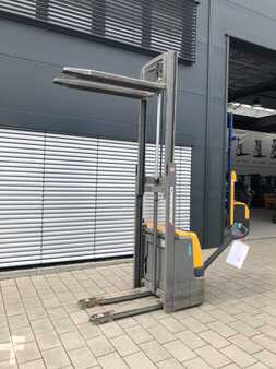 Hochhubwagen 2018  Jungheinrich EJC 110 250Z (11)