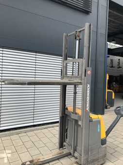 Hochhubwagen 2018  Jungheinrich EJC 110 250Z (9)