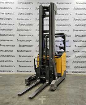 Schubmaststapler  Jungheinrich ETV 214 - 830 (2)
