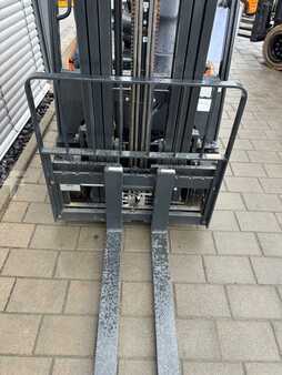 Elektro čtyřkolový VZV 2023  Doosan B20X-7 Serie (6)