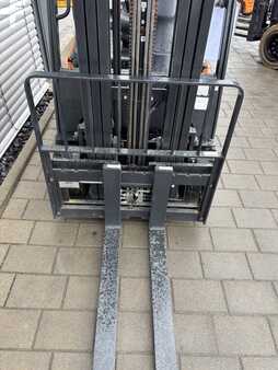 Eléctrica de 4 ruedas 2023  Doosan B20X-7 Serie Neugerät mit Garantie (6)