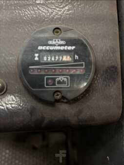 Čtyřcestný vysokozdvižný vozík 1996  Baka EFY 30/13/52AMS  res DJ 14.11. (16)