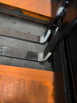 4-Tie Trukki 1996 Baka EFY 30/13/52AMS res DJ 14.11. (2)