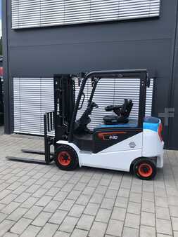 Elektryczne 4-kołowe 2025  Bobcat B30 NS Neugerät Garantie (1)