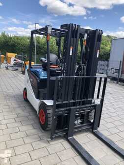 Elektryczne 4-kołowe 2025  Bobcat B30 NS Neugerät Garantie (5)