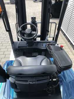 Elektryczne 4-kołowe 2025  Bobcat B30 NS Neugerät Garantie (7)