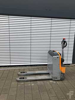 Niederhubwagen 2020  Still EXU16 (1)