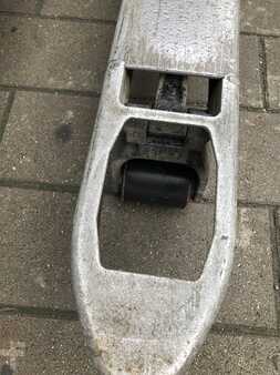 Niederhubwagen 2020  Still EXU16 (4)