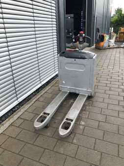Niederhubwagen 2020  Still EXU16 (3)