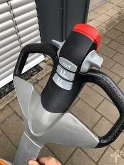 Niederhubwagen 2020  Still EXU16 (9)
